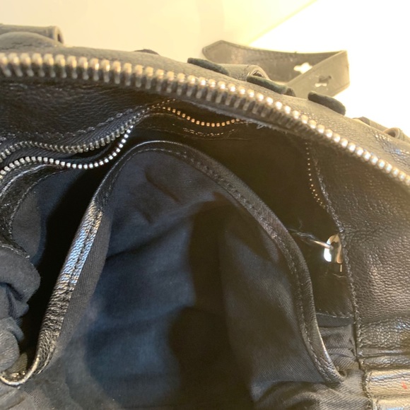 Belstaff Cross Body Black Leather Grommet Handbag CrossBody or Tote! - Picture 9 of 16